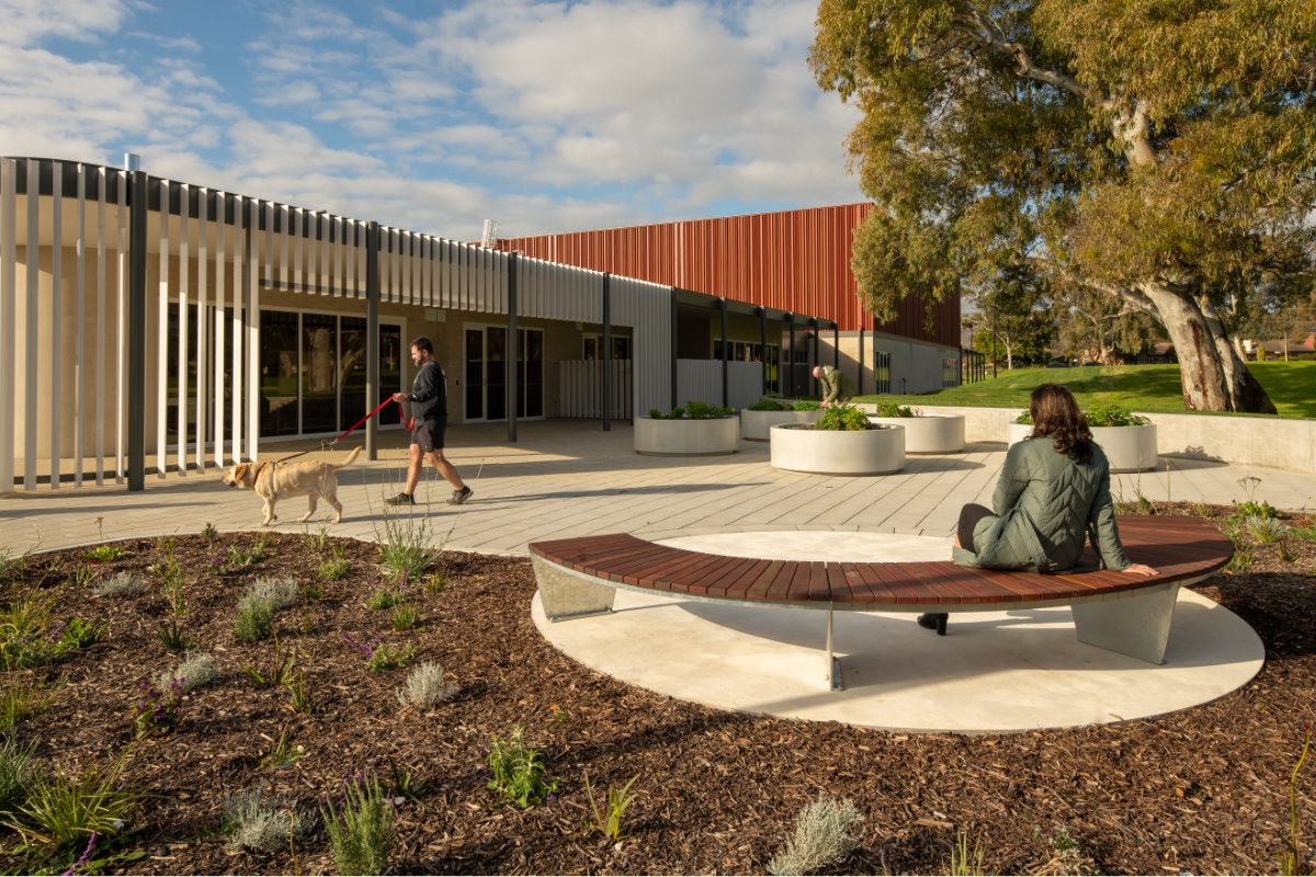  Mitchell Park Sports & Community Centre